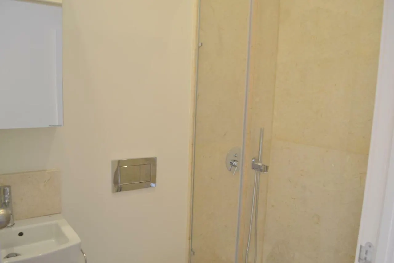 Tp Aura 19, Swimming Pool, Terrace & View Apartment Lisbon 0*,